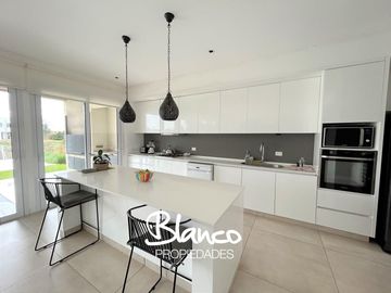Casa en Venta en El Cantón, Escobar, G.B.A. Zona Norte, Argentina