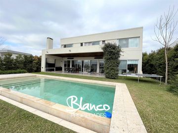 Casa en Venta en El Cantón, Escobar, G.B.A. Zona Norte, Argentina