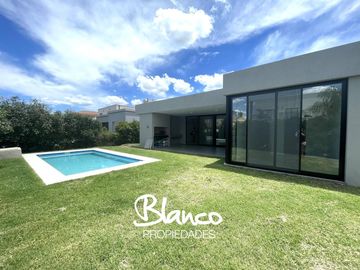 Casa en Venta en Pilar del Este, Pilar, G.B.A. Zona Norte, Argentina