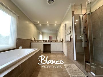 Casa en Venta en La Lomada, Pilar, G.B.A. Zona Norte, Argentina