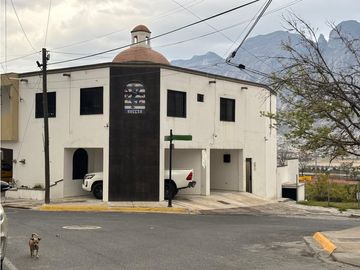 Casa en Venta en Colonia Valle de Vasconcelos San Perdo Garza Garcia