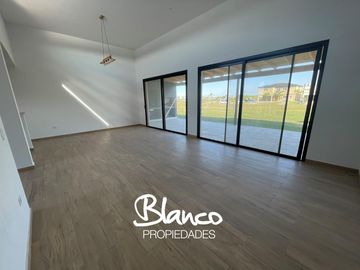Casa en Venta en Puertos, Escobar, G.B.A. Zona Norte, Argentina