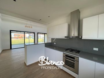 Casa en Venta en Puertos, Escobar, G.B.A. Zona Norte, Argentina