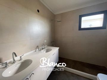 Casa en Venta en Puertos, Escobar, G.B.A. Zona Norte, Argentina