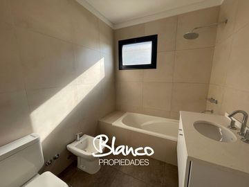 Casa en Venta en Puertos, Escobar, G.B.A. Zona Norte, Argentina