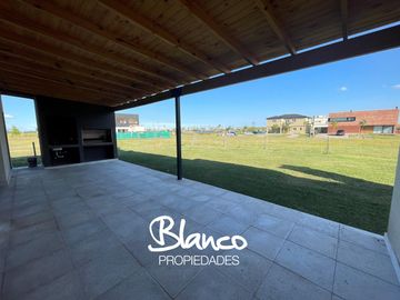 Casa en Venta en Puertos, Escobar, G.B.A. Zona Norte, Argentina