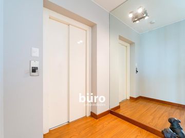 BELLO PENTHOUSE DUPLEX EN VENTA CON TERRAZA CERCA A MELITON PORRAS MIRAFLORES