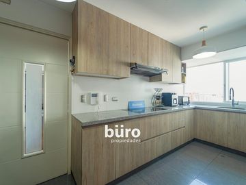 EXCLUSIVO DEPARTAMENTO EN VENTA CON BALCONES EN EL CORAZON DE MIRAFLORES