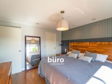 EXCLUSIVO DEPARTAMENTO EN VENTA CON BALCONES EN EL CORAZON DE MIRAFLORES