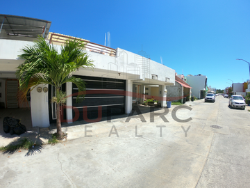 Casa en Venta, Fraccionamiento Santa Agata I