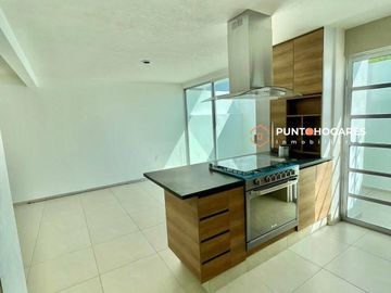 CASA EN VENTA FRACC ALEJANDRINAS