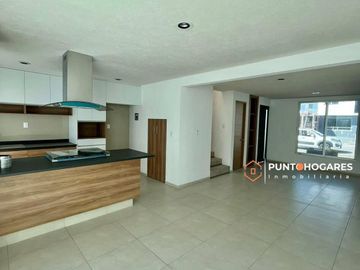CASA EN VENTA FRACC ALEJANDRINAS