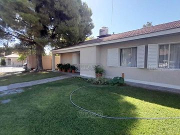Casa en Venta en Neuquen Capital, Neuquén, Patagonia, Argentina