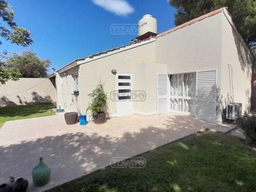 Casa en Venta en Neuquen Capital, Neuquén, Patagonia, Argentina
