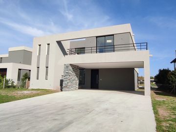 Casa en Venta en San Matias, Escobar, G.B.A. Zona Norte, Argentina