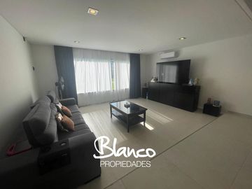 Casa en Venta en Haras Santa Maria, Escobar, G.B.A. Zona Norte, Argentina