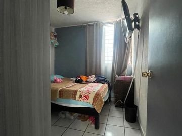 Casa frente a cancha de Futbol