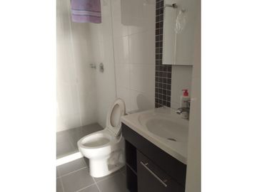 SE VENDE HERMOSO APARTAMENTO GREEN GOLD