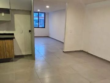 CERCA DEL METROPOLITANO