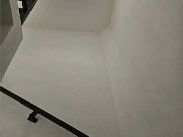 CERCA DEL METROPOLITANO