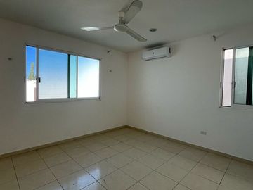 CASA DE 4 RECAMARAS EN VENTA EN ALTABRISA MERIDA YUCATAN