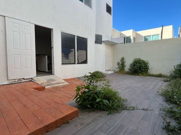 CASA DE 4 RECAMARAS EN VENTA EN ALTABRISA MERIDA YUCATAN