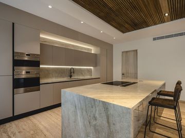 CASA EN VENTA EN PUERTO CANCÚN CERCANA A LA PLAYA
