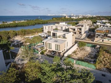 CASA EN VENTA EN PUERTO CANCÚN CERCANA A LA PLAYA