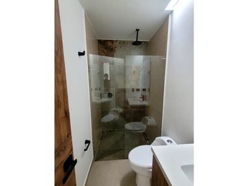 Casa esquinera para arriendo en cojunto Cerritos Home,Cerritos,Pereira