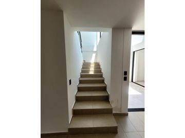 Casa esquinera para arriendo en cojunto Cerritos Home,Cerritos,Pereira