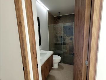 Casa esquinera para arriendo en cojunto Cerritos Home,Cerritos,Pereira