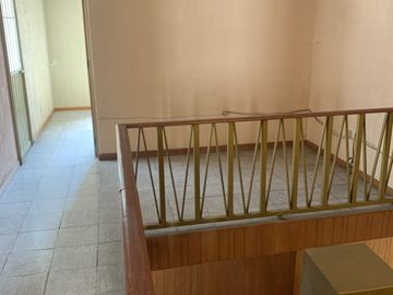 Casa en venta de 4 recámaras zona Plaza Crystal.