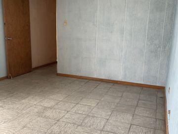 Casa en venta de 4 recámaras zona Plaza Crystal.