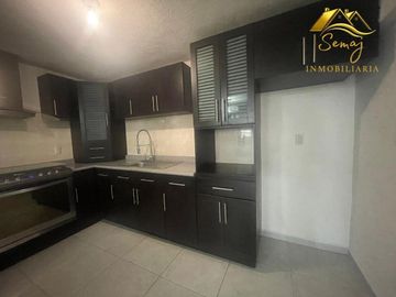 Venta de Casa en San Francisco Coacalco, Coacalco de Berriozábal.