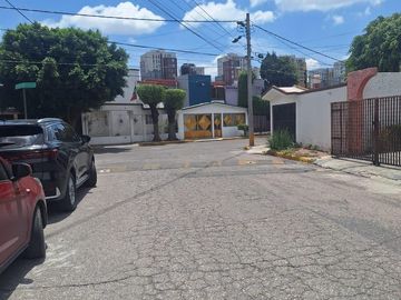 Casa en Venta en Bosques del Valle, Bosque Real