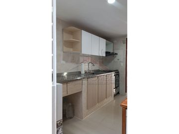 IBAGUÉ - EL VERGEL VENTA DE CASA REMODELADA, EN CONJUNTO CERRADO