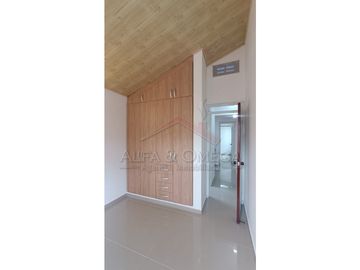 IBAGUÉ - EL VERGEL VENTA DE CASA REMODELADA, EN CONJUNTO CERRADO