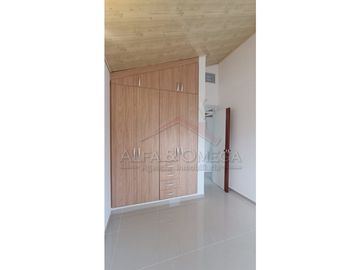 IBAGUÉ - EL VERGEL VENTA DE CASA REMODELADA, EN CONJUNTO CERRADO
