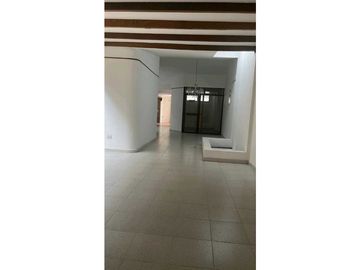 Venta de casa en el barrio versalles cali norte