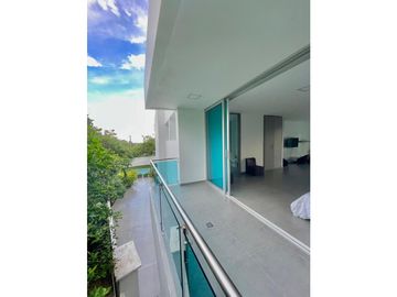 CASA MODERNA CON PISCINA 2.000m2 - PLAYA MENDOZA BARRANQUILLA