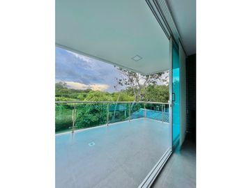 CASA MODERNA CON PISCINA 2.000m2 - PLAYA MENDOZA BARRANQUILLA