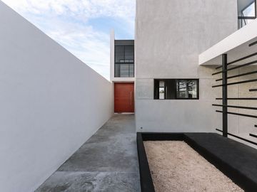 CASA EN VENTA MERIDA DE 3 RECAMARAS EN PRIVADA NADIRA EN CONKAL