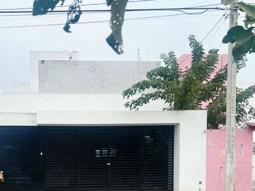Casa en venta dos recamaras avenida en Caucel Merida Yucatan