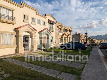 Casa de 3 recamaras en URBI  Villas Del Rey, Huehuetoca