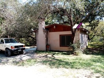 Finca o Quinta en VENTA de 15,000 m2 – CARRETERA NACIONAL Los Sabinos en Allende, Nuevo León.