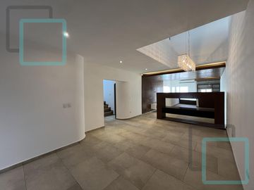 CASA EN VENTA HACIENDA SAN JERÓNIMO ZONA MONTERREY