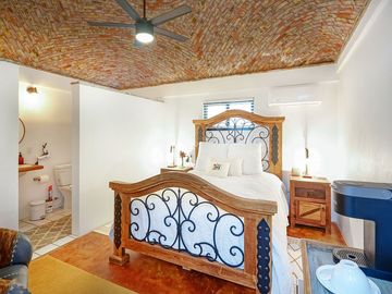 Hacienda San Jose | Propiedad Comercial a la venta en el Valle De Guadalupe