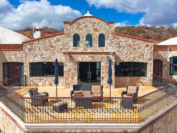 Hacienda San Jose | Propiedad Comercial a la venta en el Valle De Guadalupe