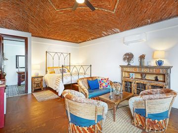 Hacienda San Jose | Propiedad Comercial a la venta en el Valle De Guadalupe