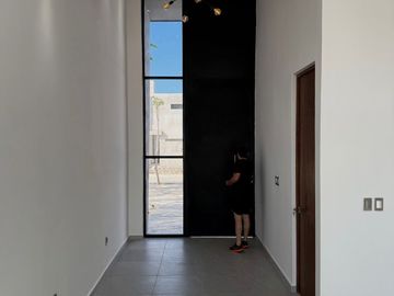 CASA EN VENTA EN PRIVADA RESIDENCIAL MORERA, CHOLUL.